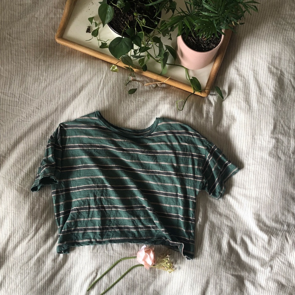 AMERICAN EAGLE striped crop top